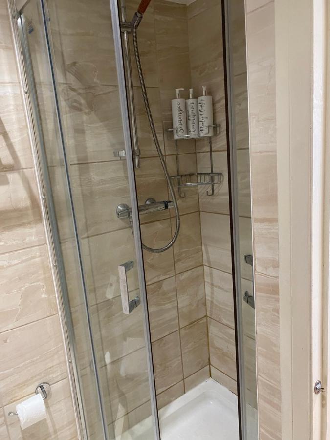 Stunning 2 Bed Flat In Ladbroke Grove * London